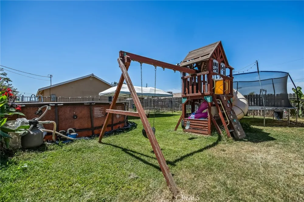 22549 Fir Chowchilla, CA 93610