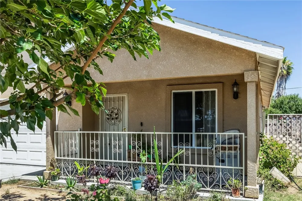 22549 Fir Chowchilla, CA 93610