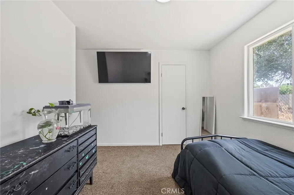 22549 Fir Chowchilla, CA 93610