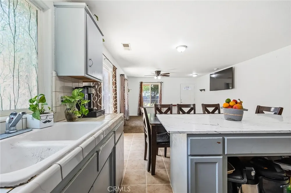 22549 Fir Chowchilla, CA 93610
