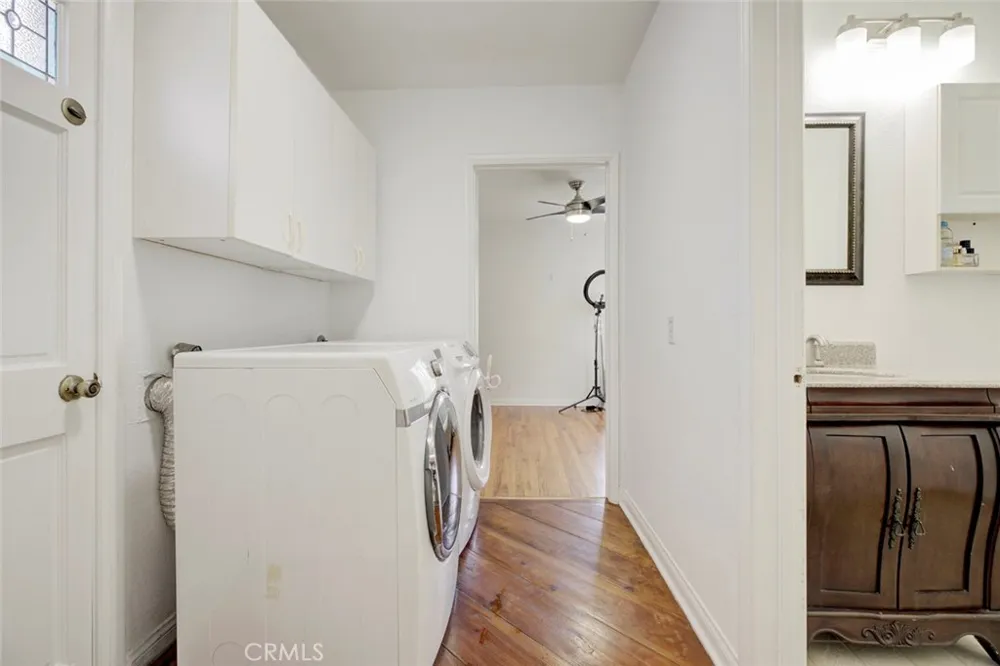 6331 Murietta Avenue Van Nuys, CA 91401