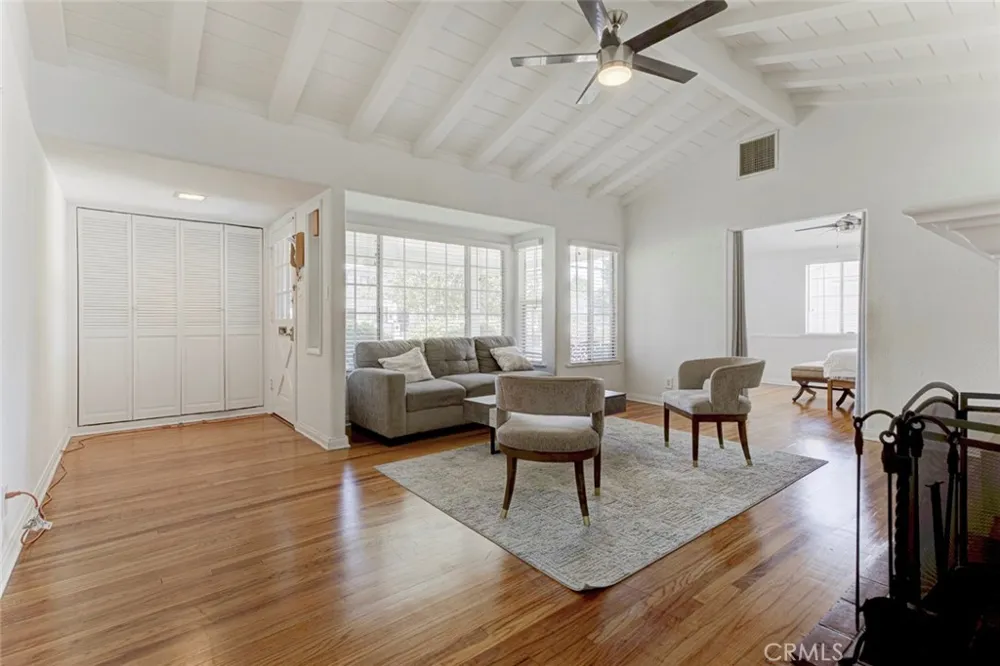 6331 Murietta Avenue Van Nuys, CA 91401