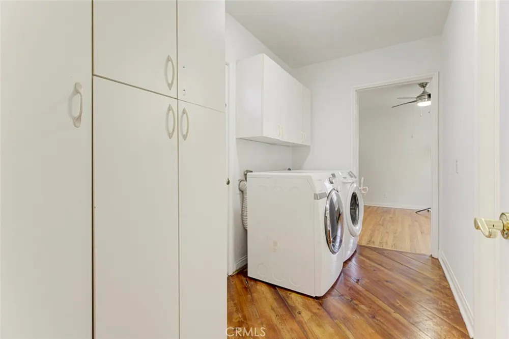 6331 Murietta Avenue Van Nuys, CA 91401