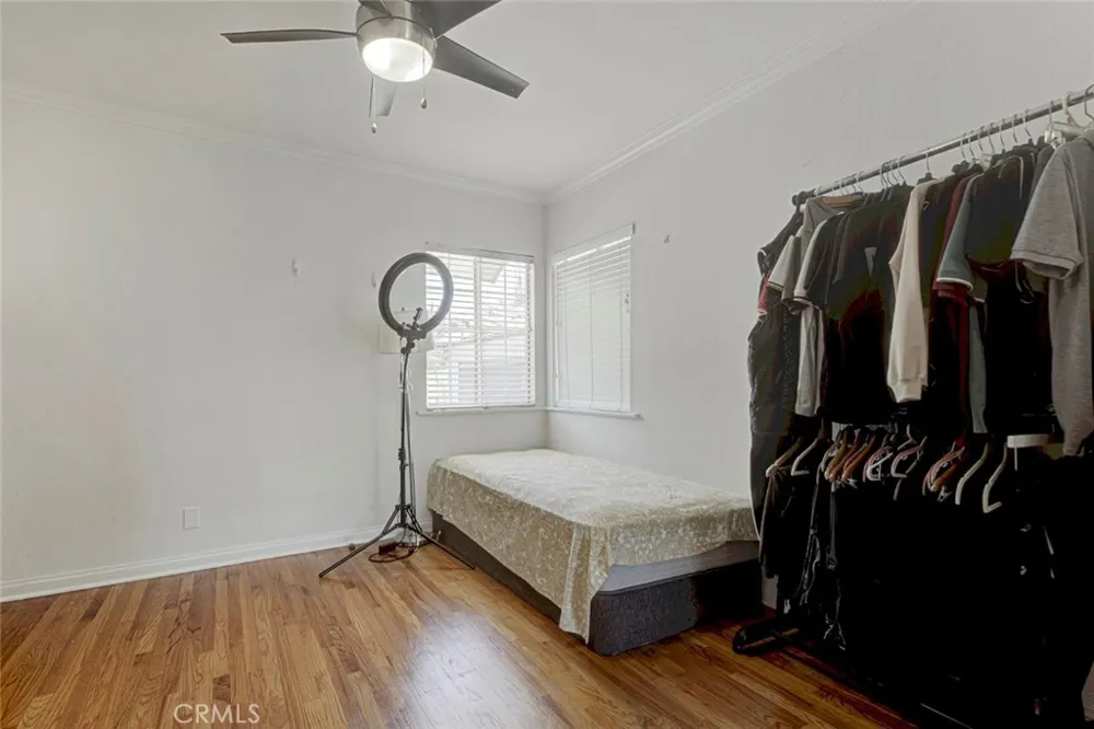 6331 Murietta Avenue Van Nuys, CA 91401
