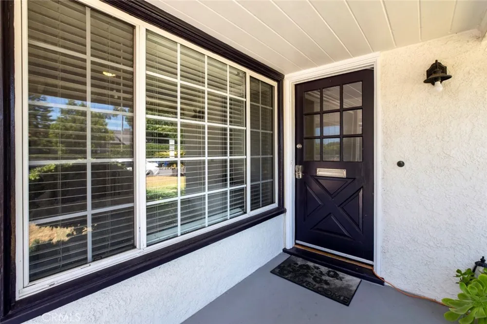 6331 Murietta Avenue Van Nuys, CA 91401