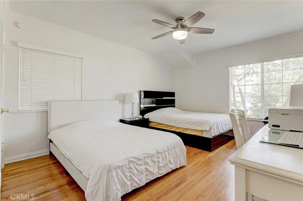 6331 Murietta Avenue Van Nuys, CA 91401