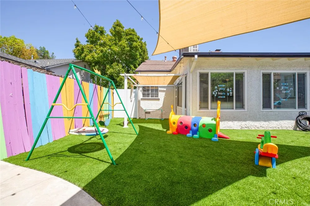 6331 Murietta Avenue Van Nuys, CA 91401