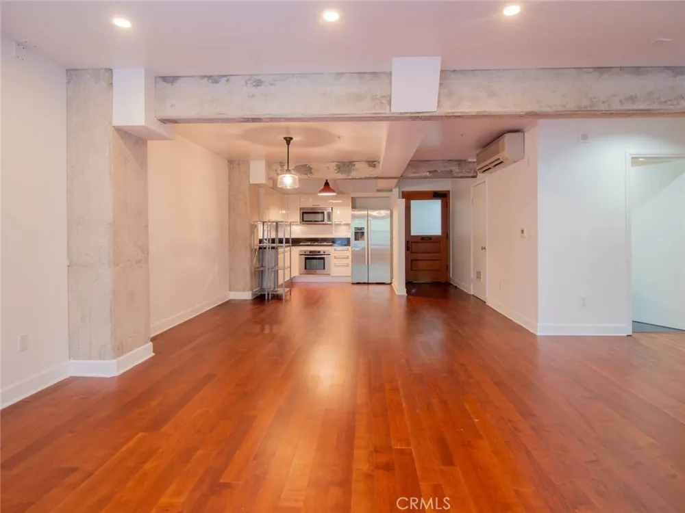 416 S Spring Street #205 Los Angeles, CA 90013