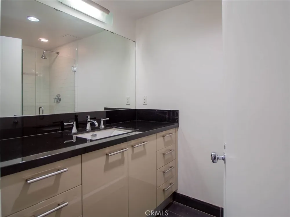 416 S Spring Street #205 Los Angeles, CA 90013