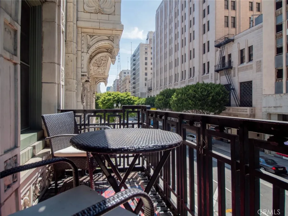 416 S Spring Street #205 Los Angeles, CA 90013