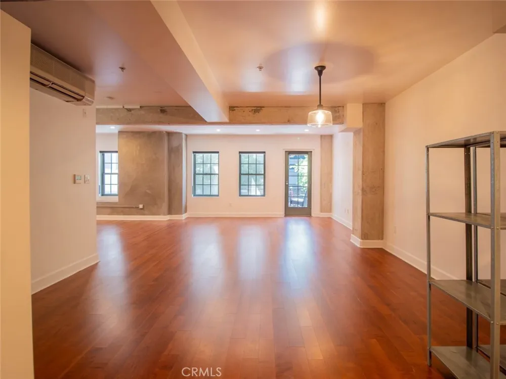 416 S Spring Street #205 Los Angeles, CA 90013