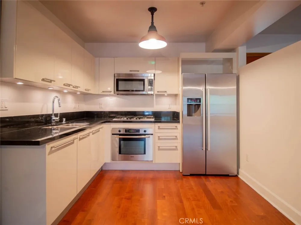 416 S Spring Street #205 Los Angeles, CA 90013
