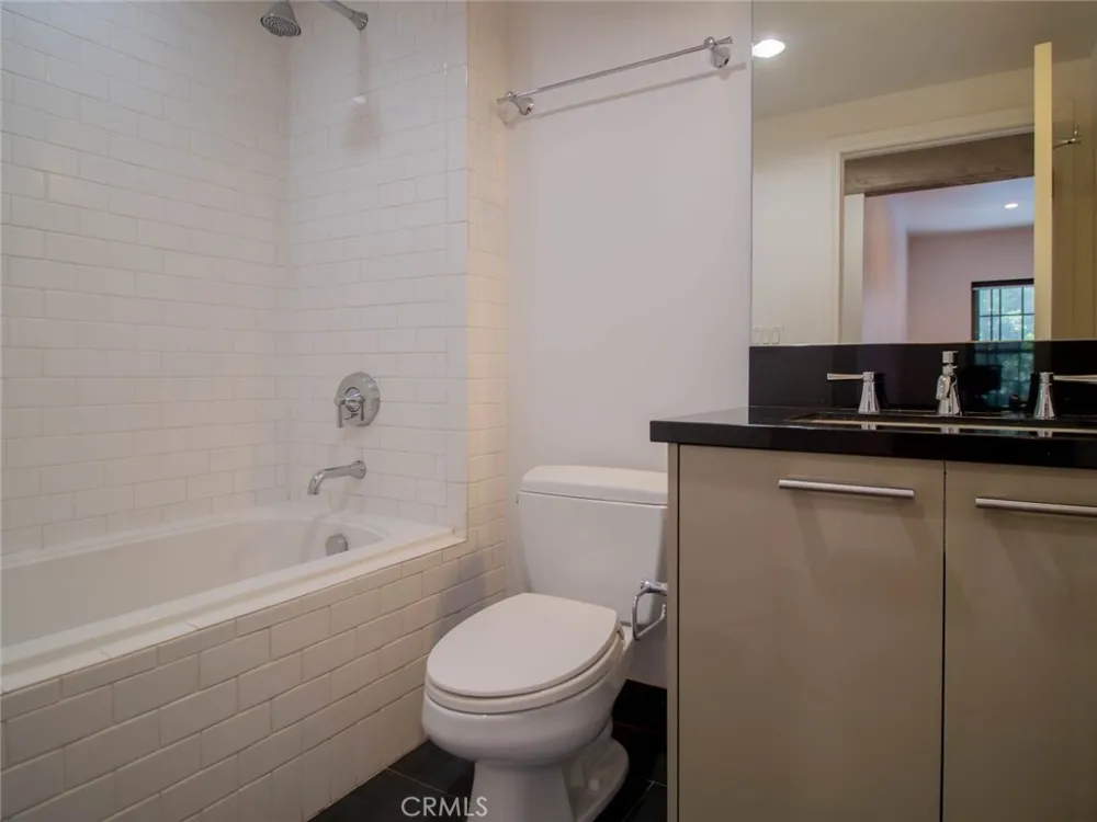 416 S Spring Street #205 Los Angeles, CA 90013