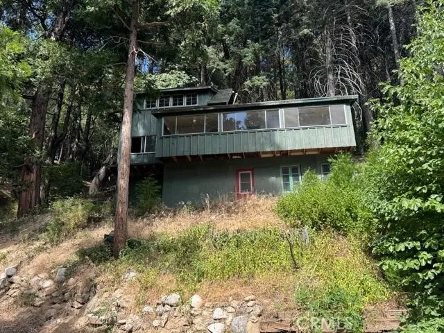 435 Blue Jay Canyon Blue Jay, CA 92317