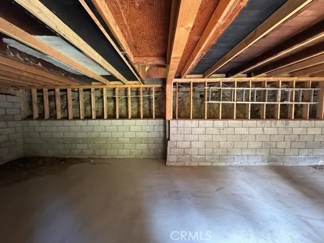 435 Blue Jay Canyon Blue Jay, CA 92317