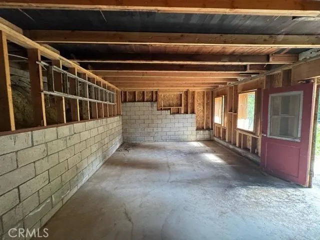 435 Blue Jay Canyon Blue Jay, CA 92317