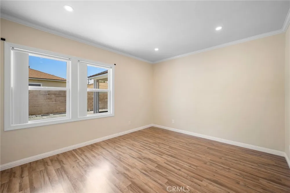 528 Ivy Street Glendale, CA 91204