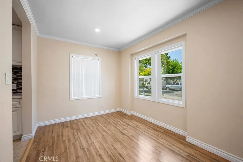 528 Ivy Street Glendale, CA 91204