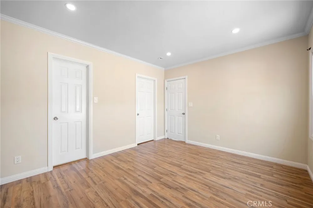528 Ivy Street Glendale, CA 91204