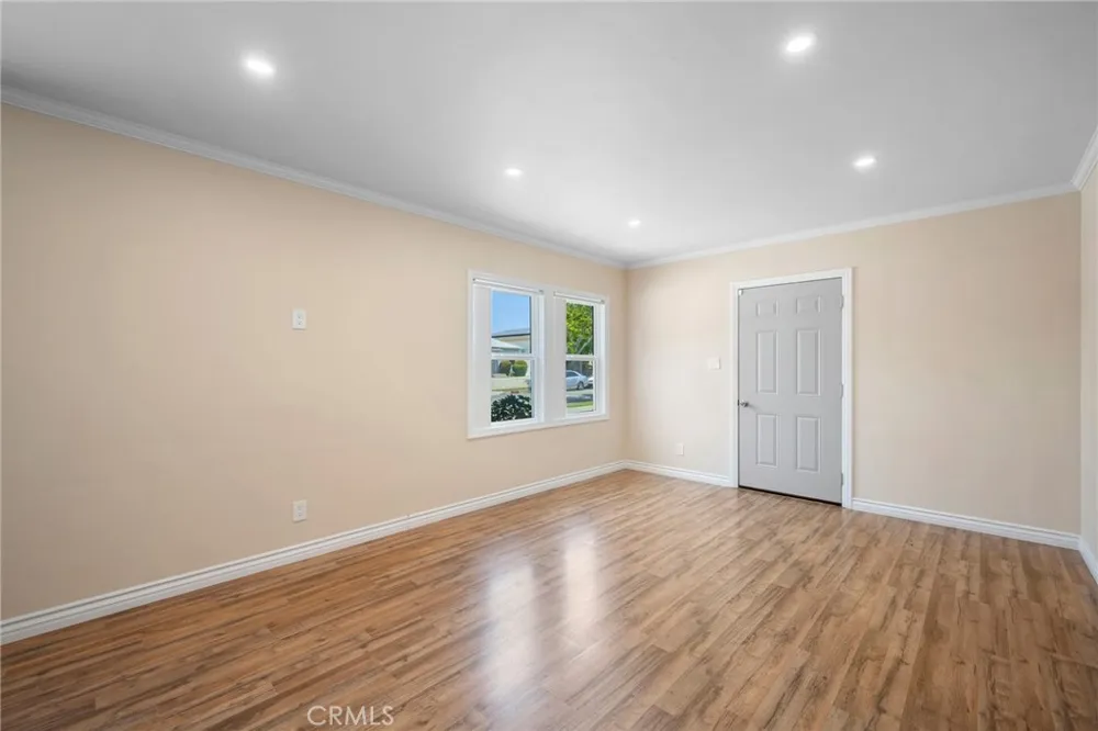 528 Ivy Street Glendale, CA 91204