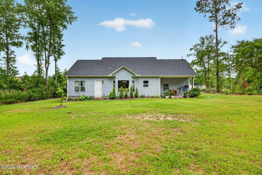 4717 Virginia Dare Drive Washington, NC 27889