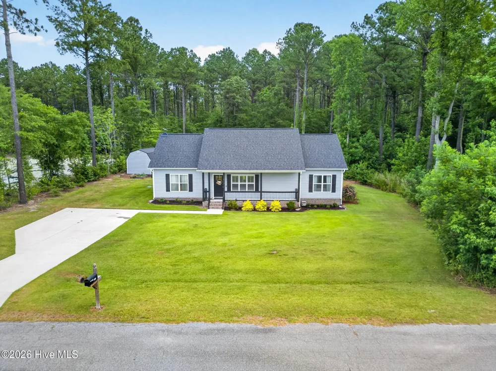4717 Virginia Dare Drive Washington, NC 27889