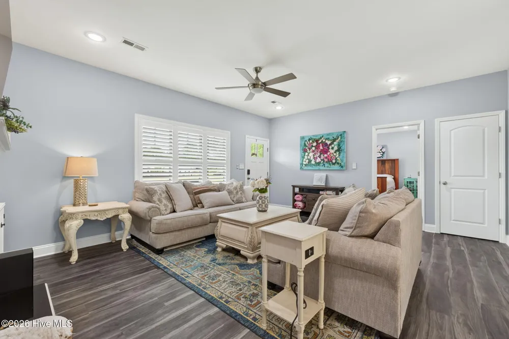 4717 Virginia Dare Drive Washington, NC 27889