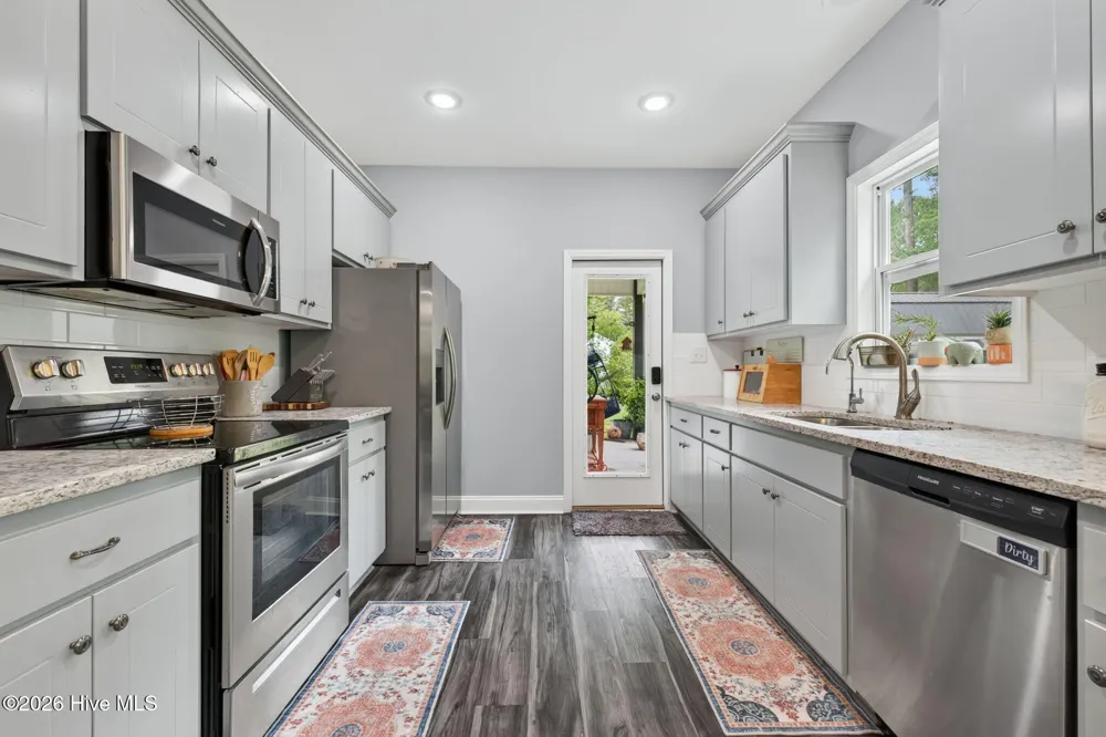4717 Virginia Dare Drive Washington, NC 27889
