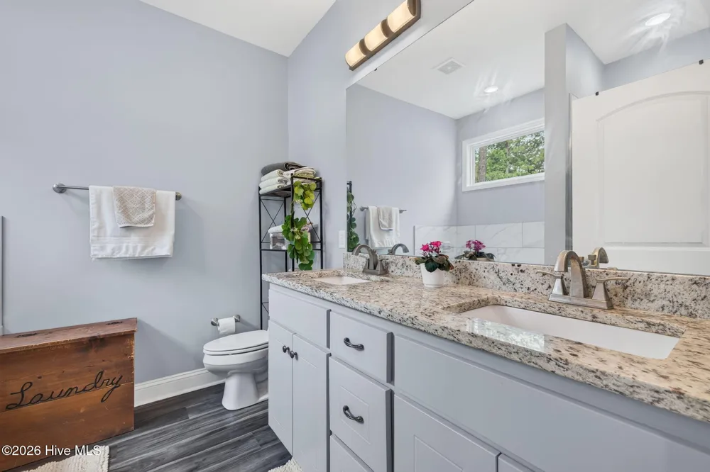 4717 Virginia Dare Drive Washington, NC 27889