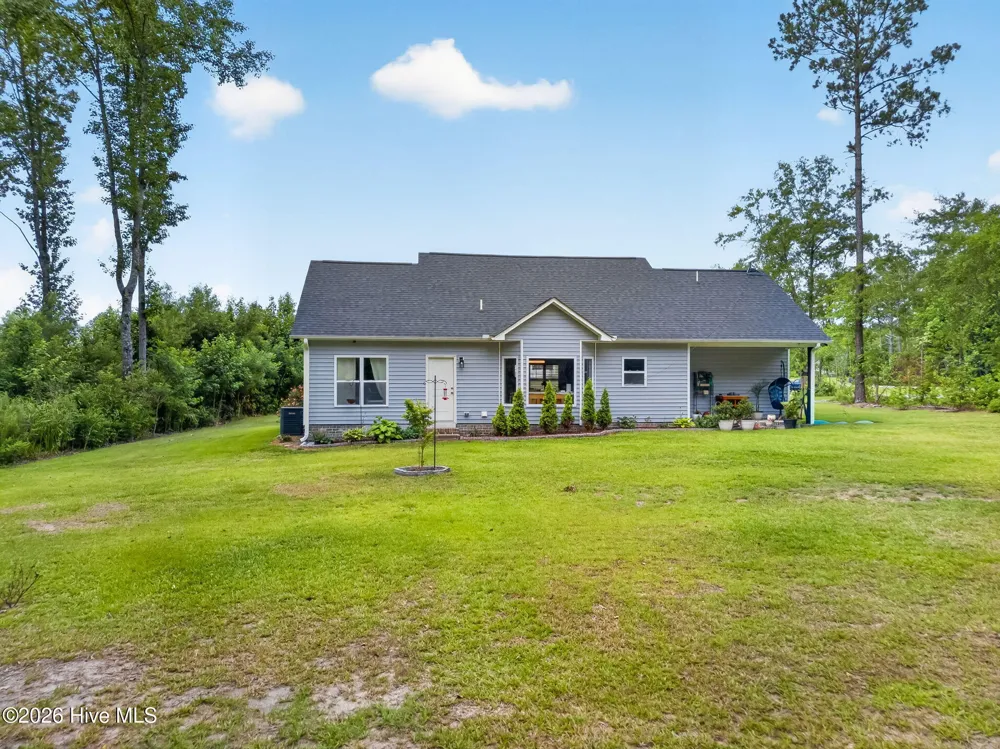 4717 Virginia Dare Drive Washington, NC 27889