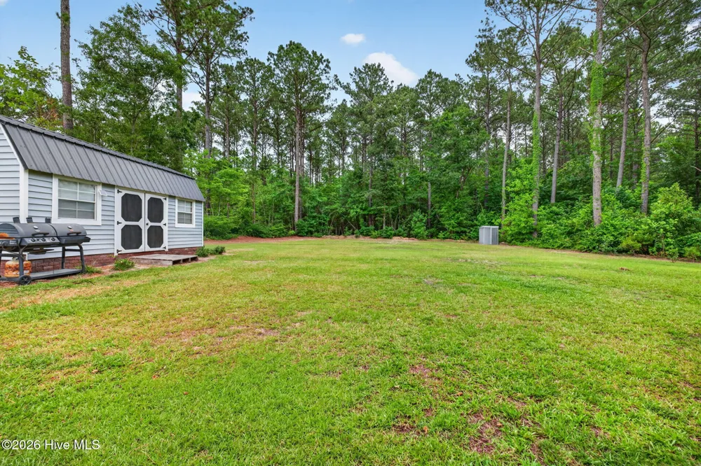 4717 Virginia Dare Drive Washington, NC 27889