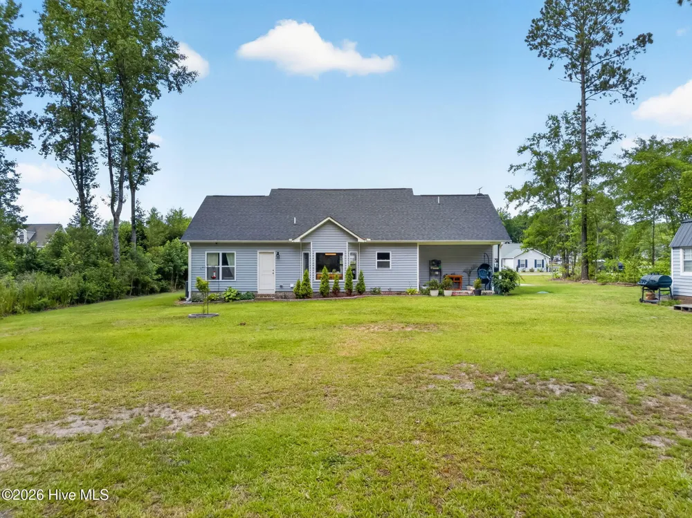 4717 Virginia Dare Drive Washington, NC 27889