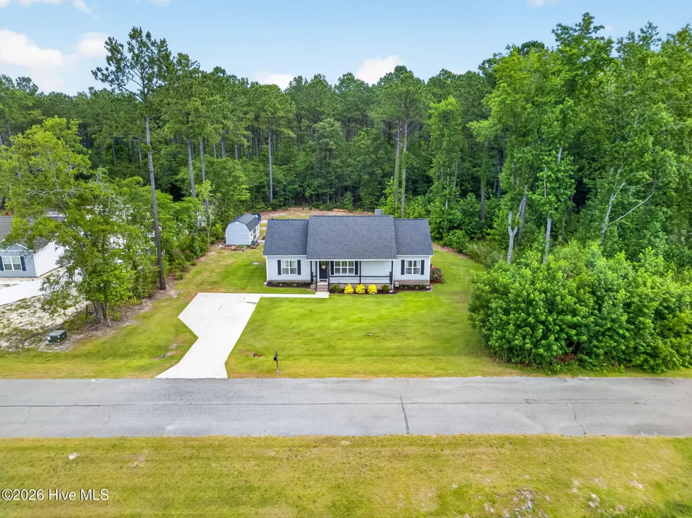 4717 Virginia Dare Drive Washington, NC 27889