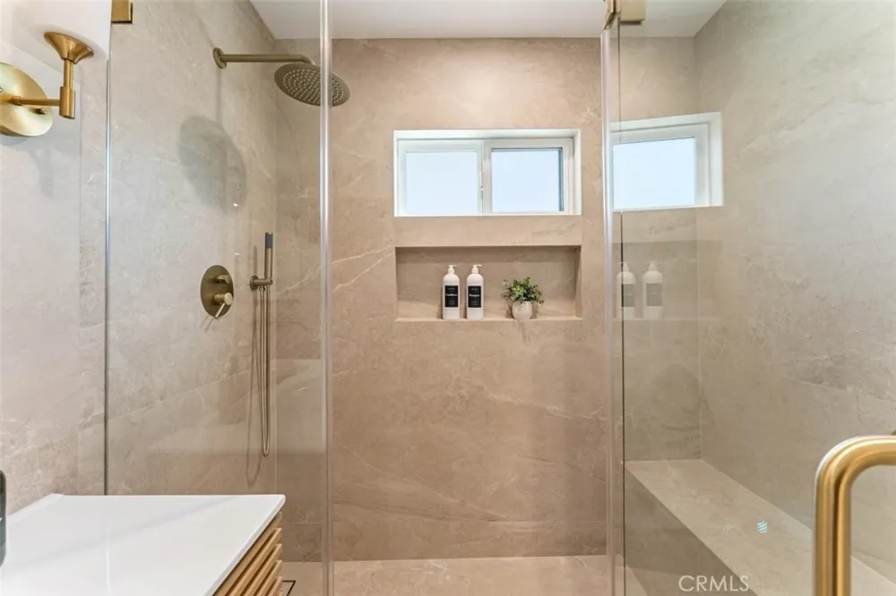 8133 Brimfield Avenue Panorama City, CA 91402
