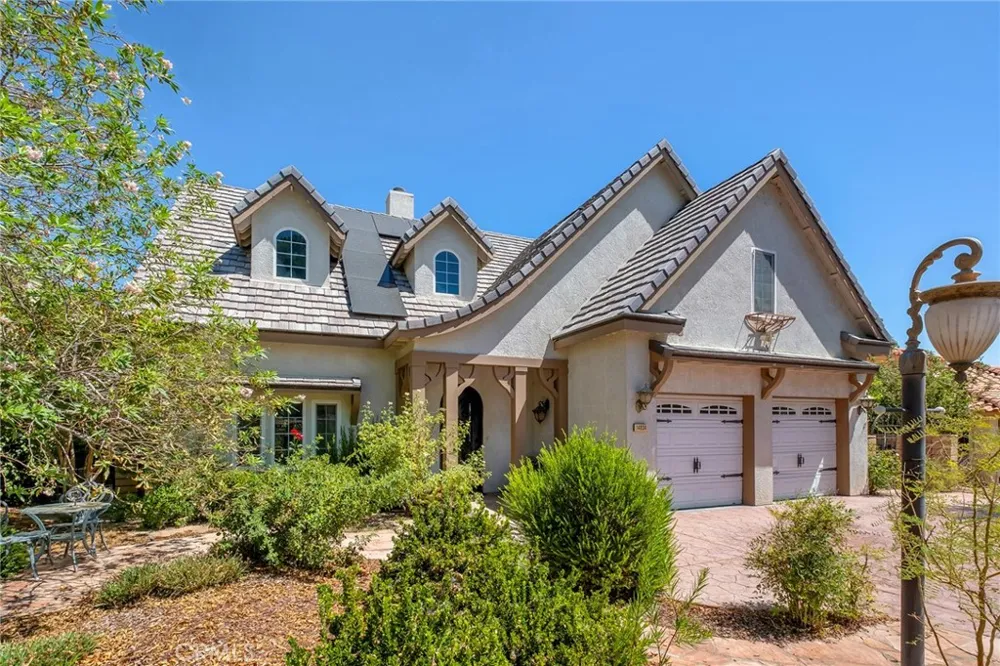 14834 Blue Grass Helendale, CA 92342