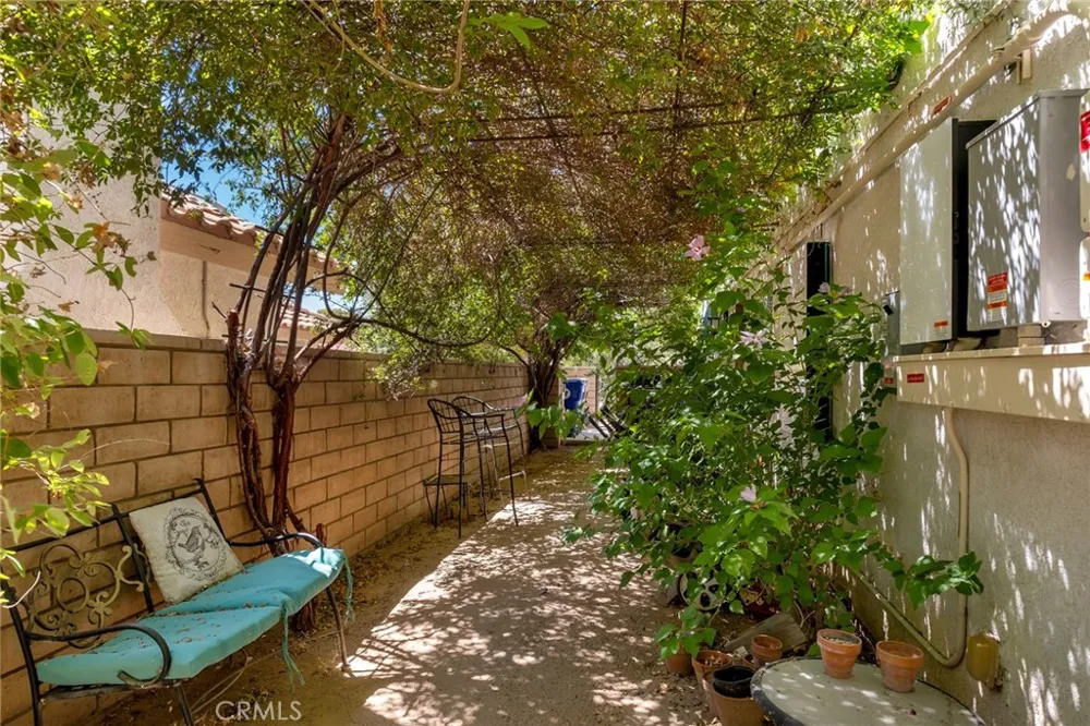 14834 Blue Grass Helendale, CA 92342