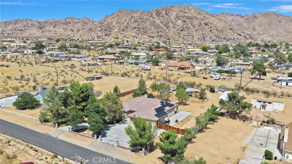 17111 Mesquite Road Apple Valley, CA 92307