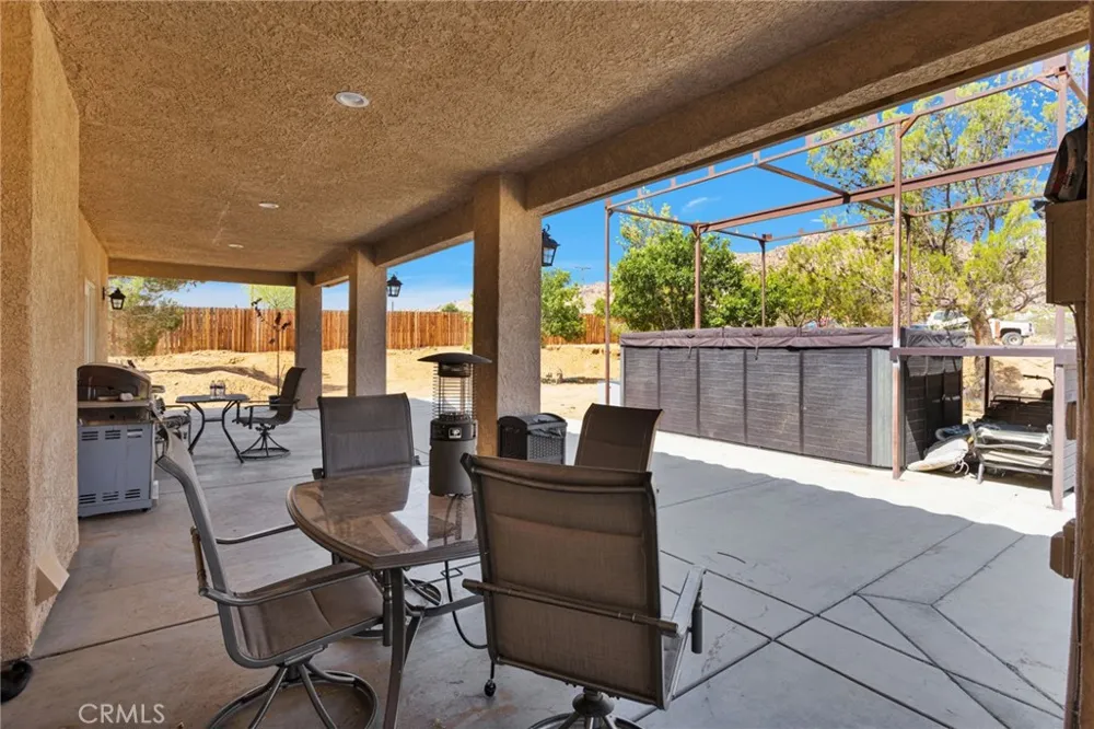 17111 Mesquite Road Apple Valley, CA 92307