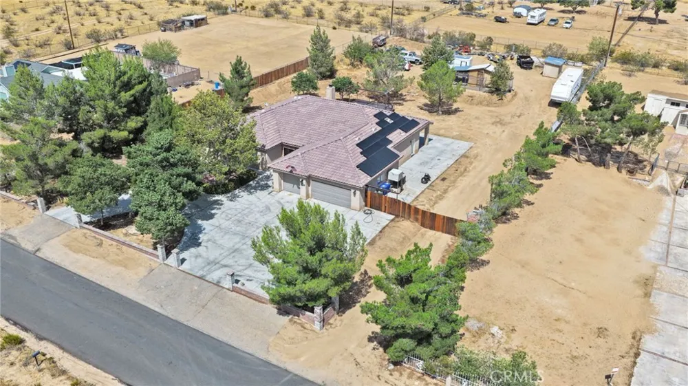 17111 Mesquite Road Apple Valley, CA 92307