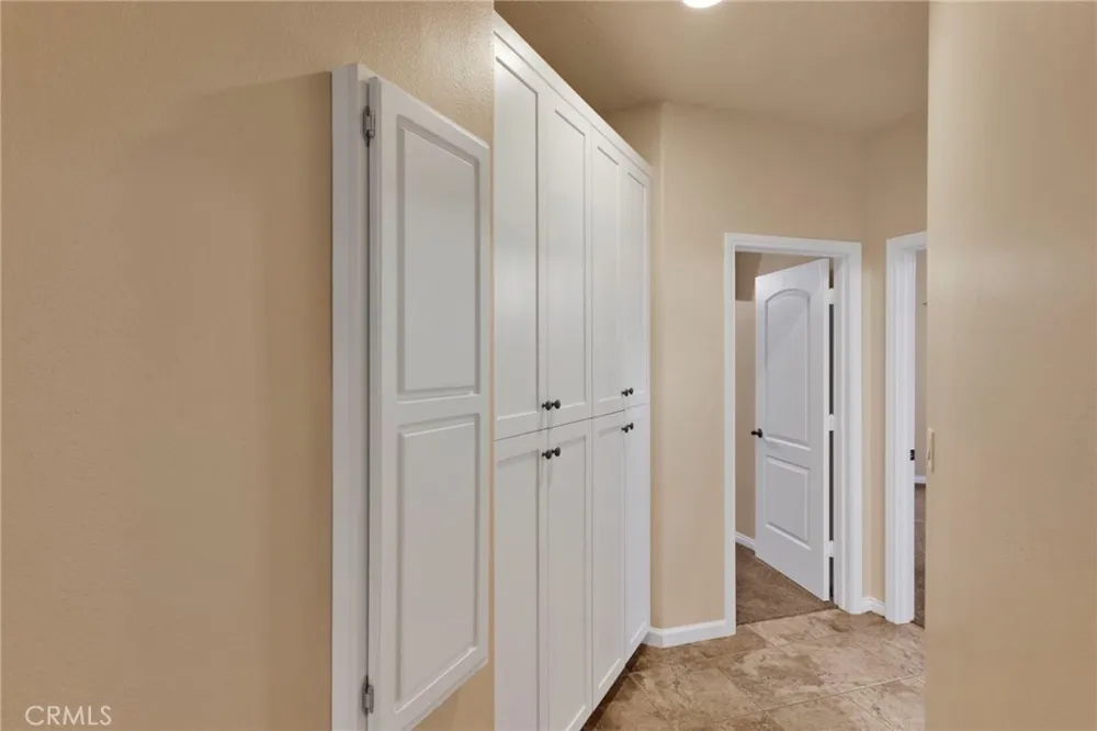 17111 Mesquite Road Apple Valley, CA 92307