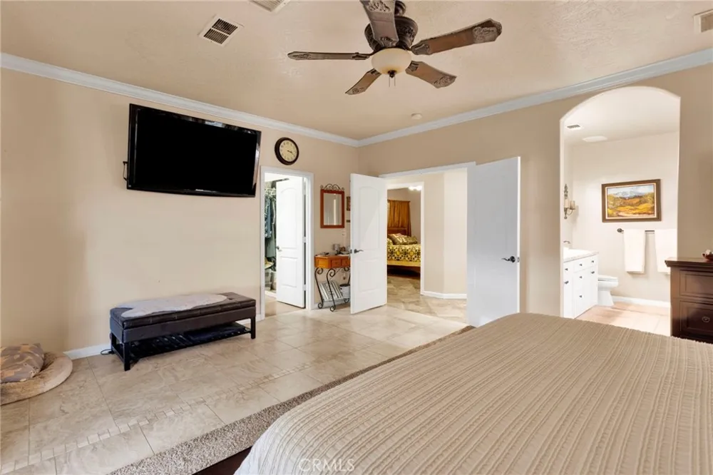 17111 Mesquite Road Apple Valley, CA 92307