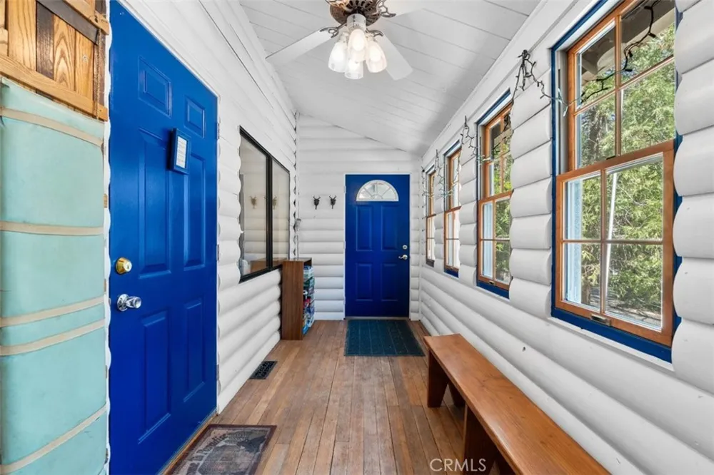 1143 Robin Road Wrightwood, CA 92397
