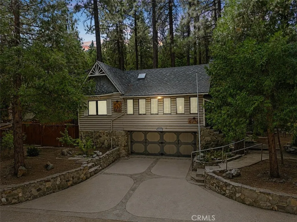 1143 Robin Road Wrightwood, CA 92397