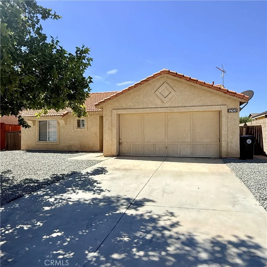 11017 Desert Rose Adelanto, CA 92301