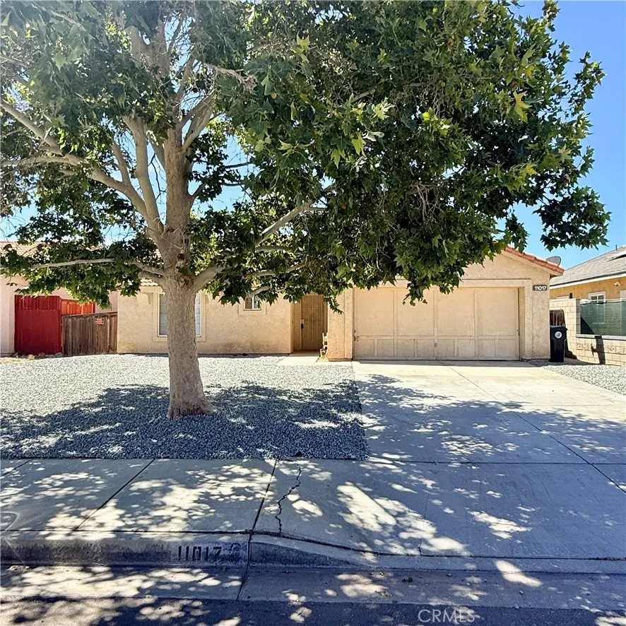 11017 Desert Rose Adelanto, CA 92301