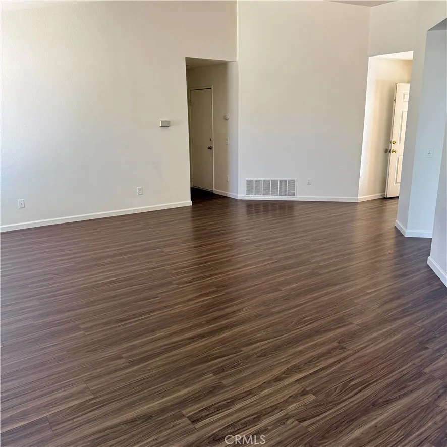 11017 Desert Rose Adelanto, CA 92301
