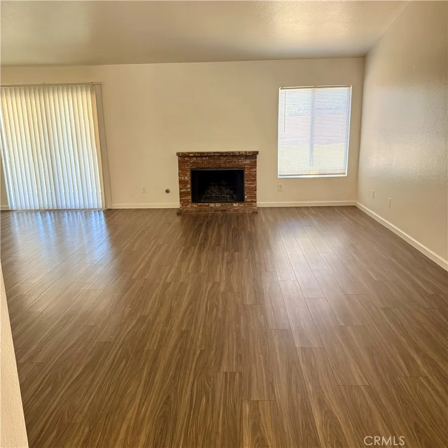 11017 Desert Rose Adelanto, CA 92301