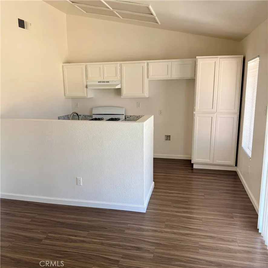 11017 Desert Rose Adelanto, CA 92301