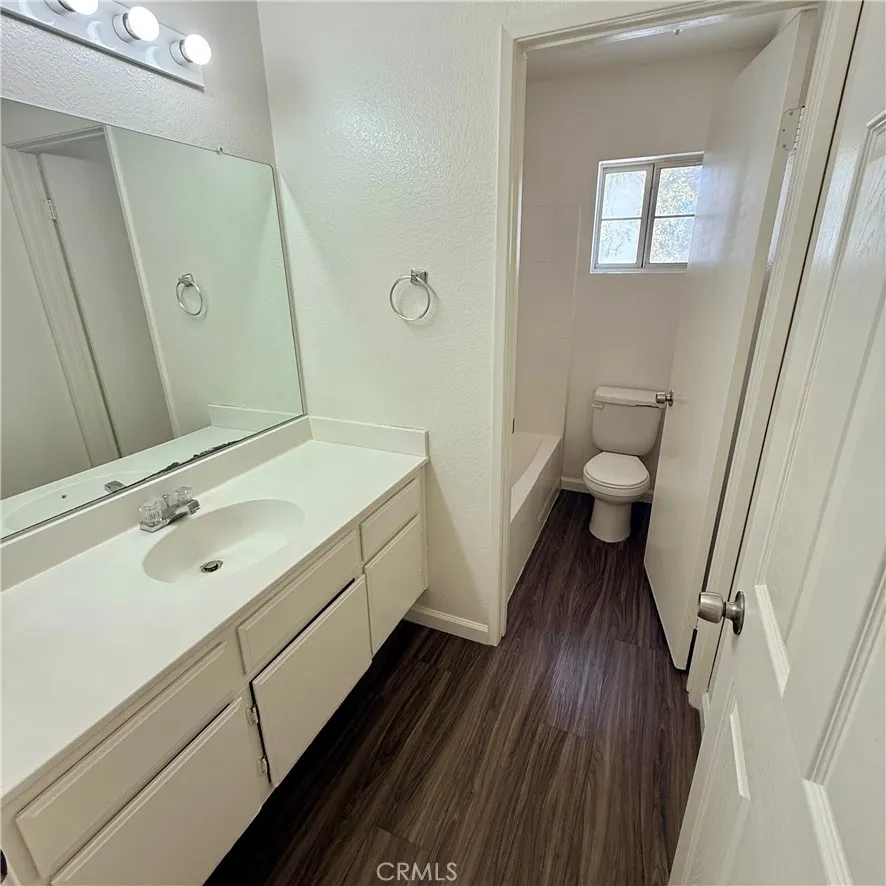 11017 Desert Rose Adelanto, CA 92301