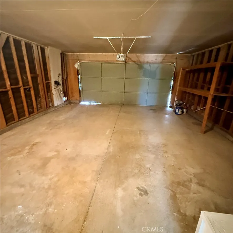 11017 Desert Rose Adelanto, CA 92301